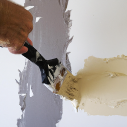 Remise en état de vos murs : quand et comment peindre Concarneau